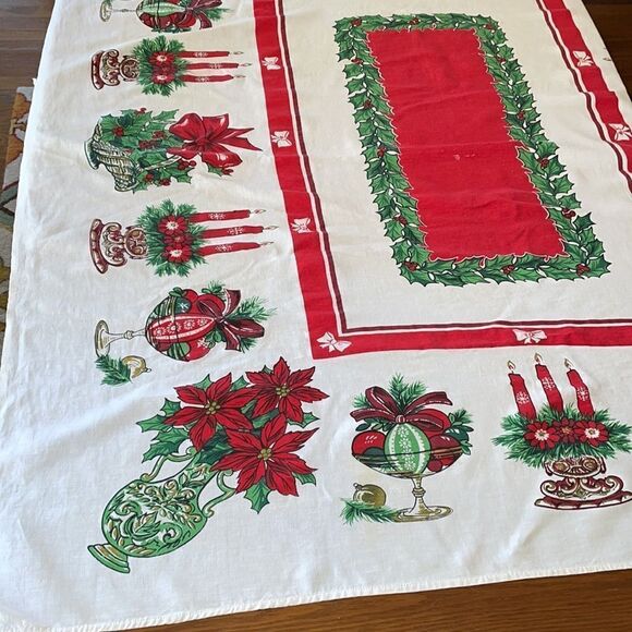 Vtg mid Century rectangle Christmas tablecloth - Picture 4 of 11